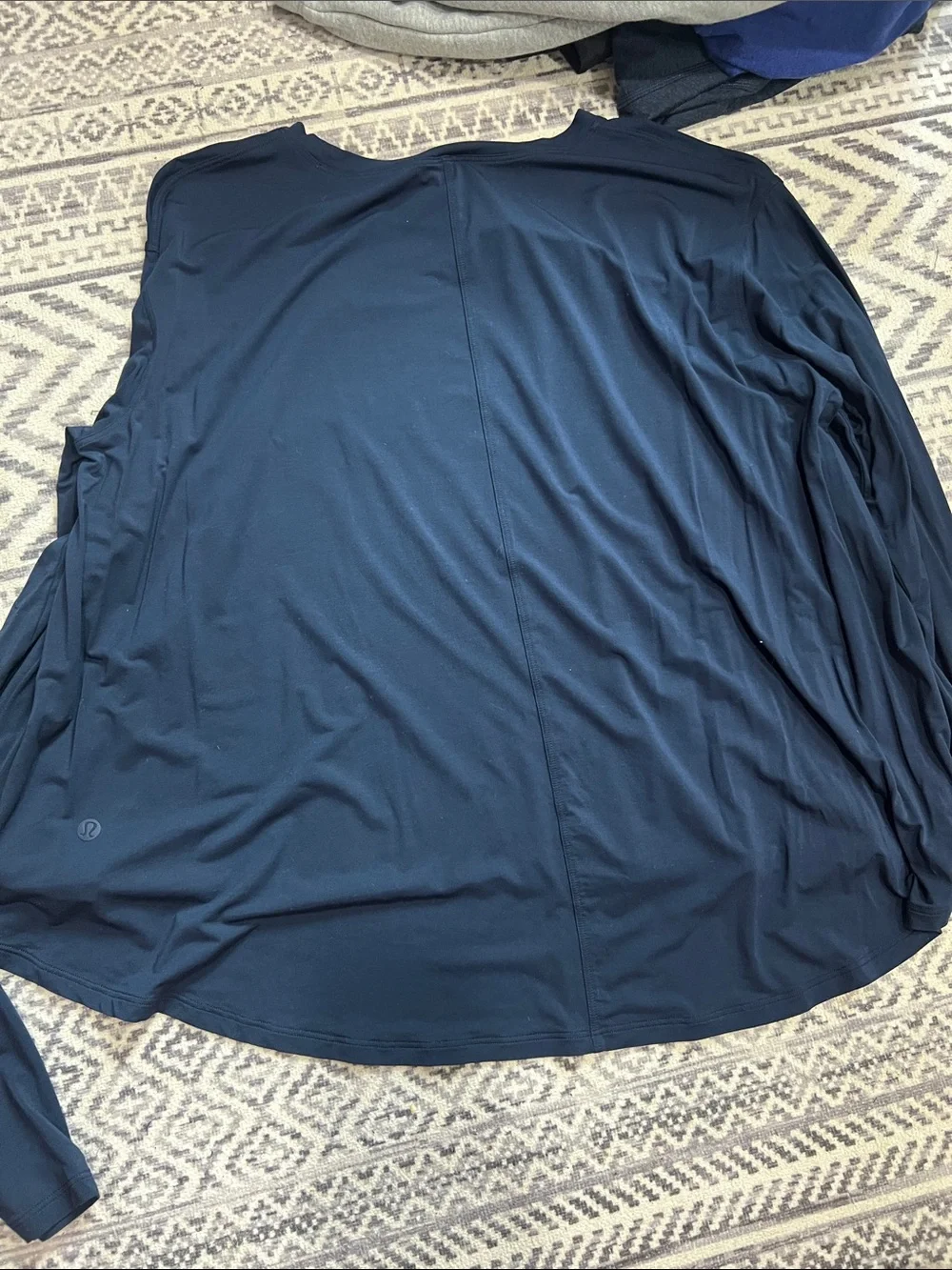 Lululemon Long Sleeve Crew Neck Top - Navy blue